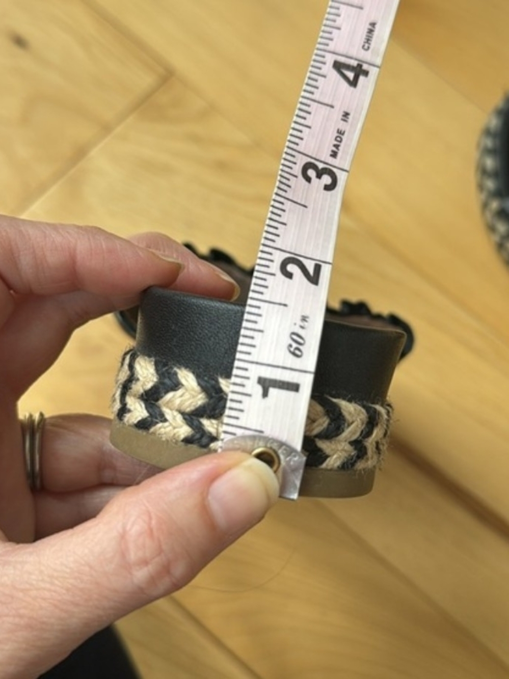 Kate Spade Zahara Ruffle Slide Sandals - Picture 8 of 8